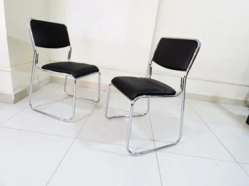 Stackable chrome office chairs on sale in Kenya.