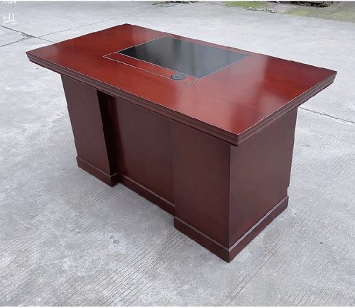 1200M Executive Office Desk on sale in Kenya.