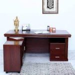 1.6m Mahogany Executive Desk